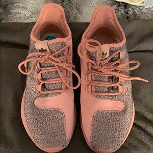 Adidas shoes size 7 1/2